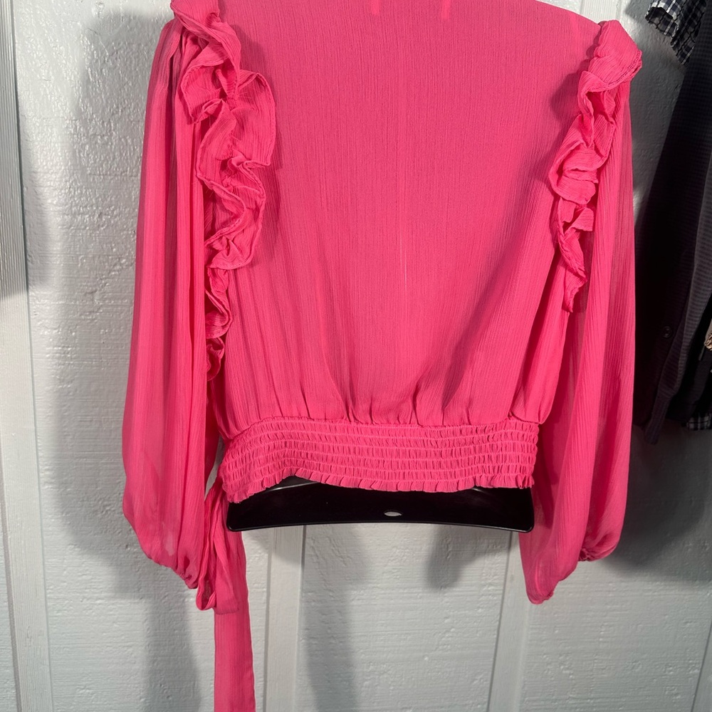 Do + Be Pink Long Sleeve V Neck Faux Wrap Chiffon Top Size Small EUC - Picture 7 of 9